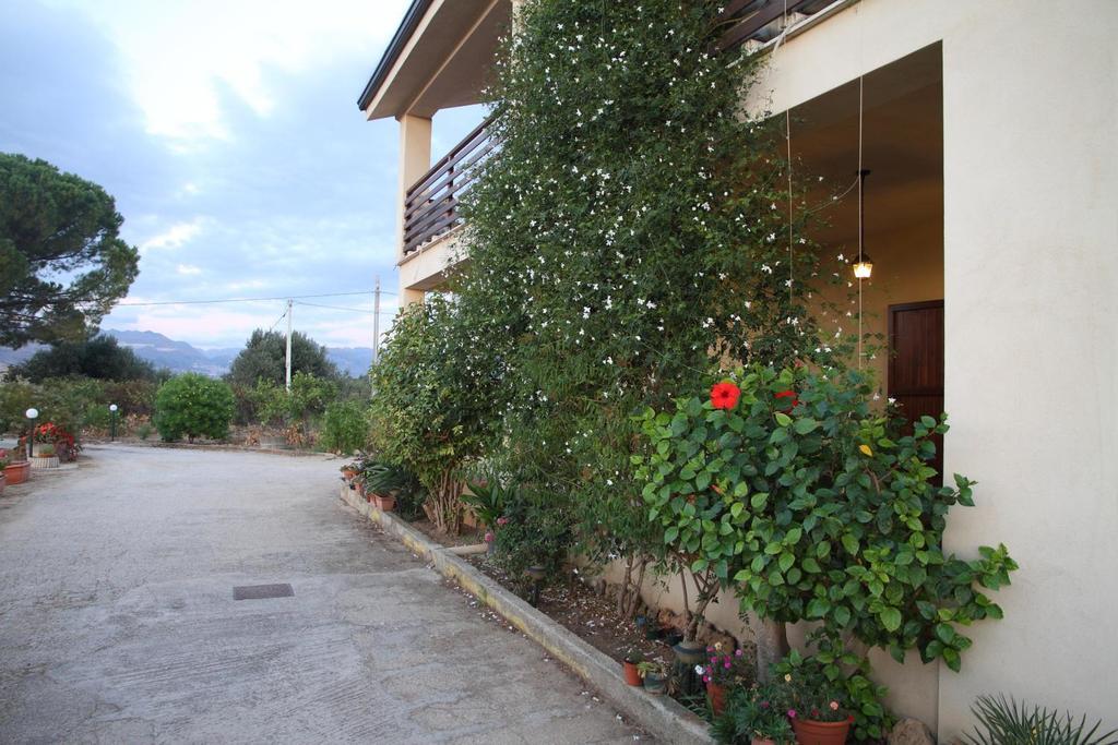 "Green" B&B Il Bracco Partinico Kültér fotó